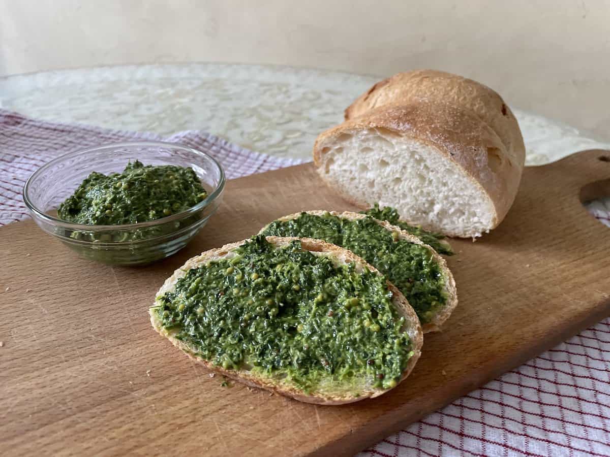 Vegan parsley pesto is best served with bread.