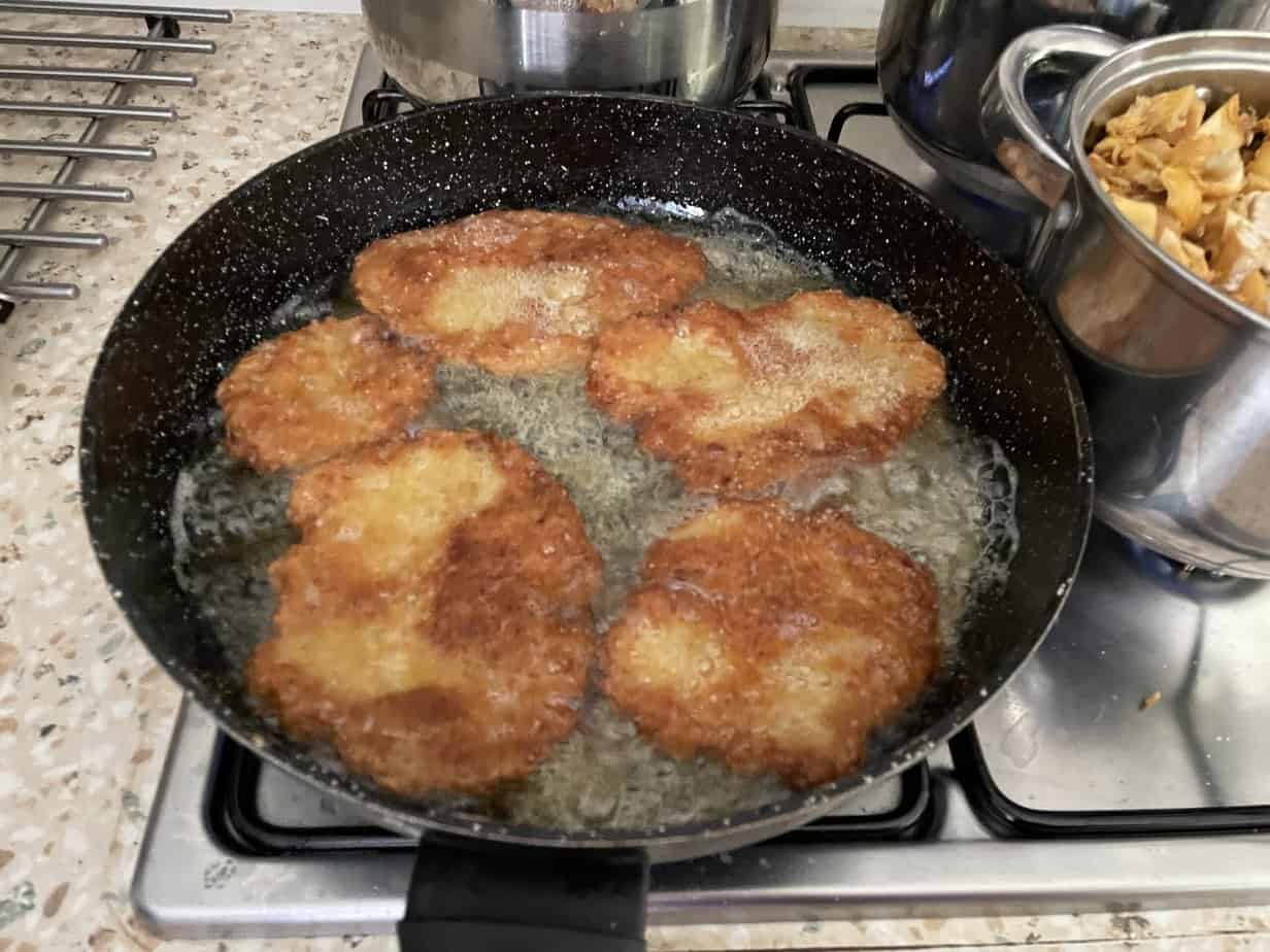 Fry the Polish vegan cutlets till they are nice and brown on both side.